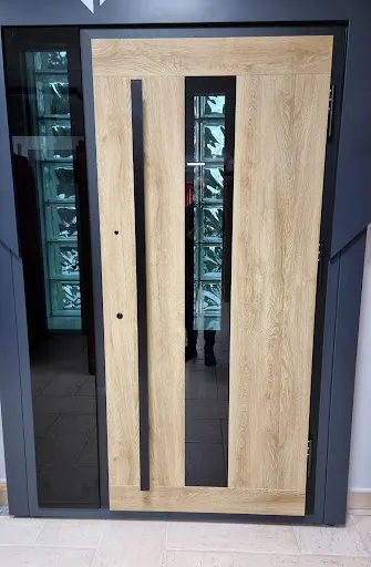 Euro 2004 Stalowa Wola - sprzedaż, montaż okien i drzwi